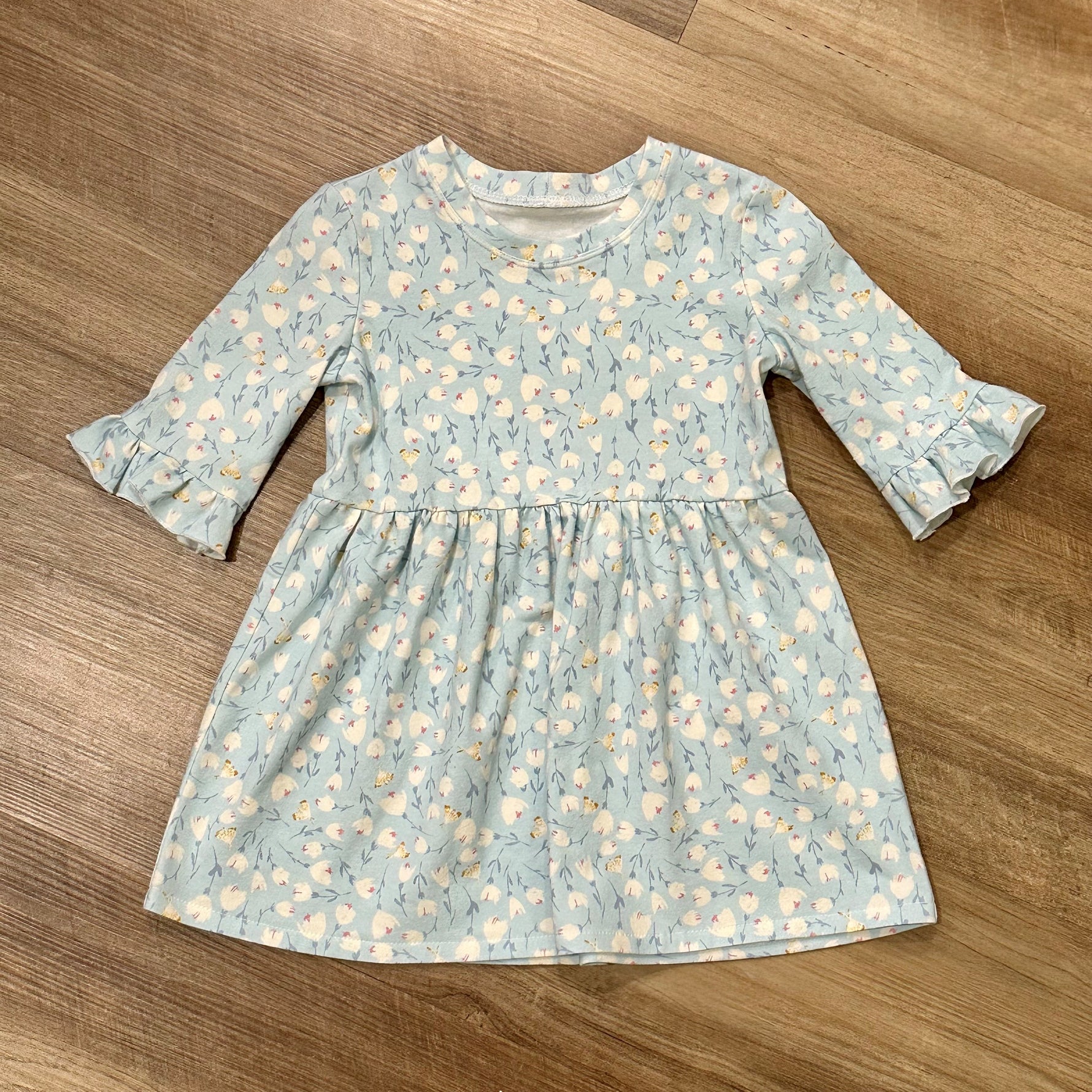 Kaki with Ruffle Sleeves