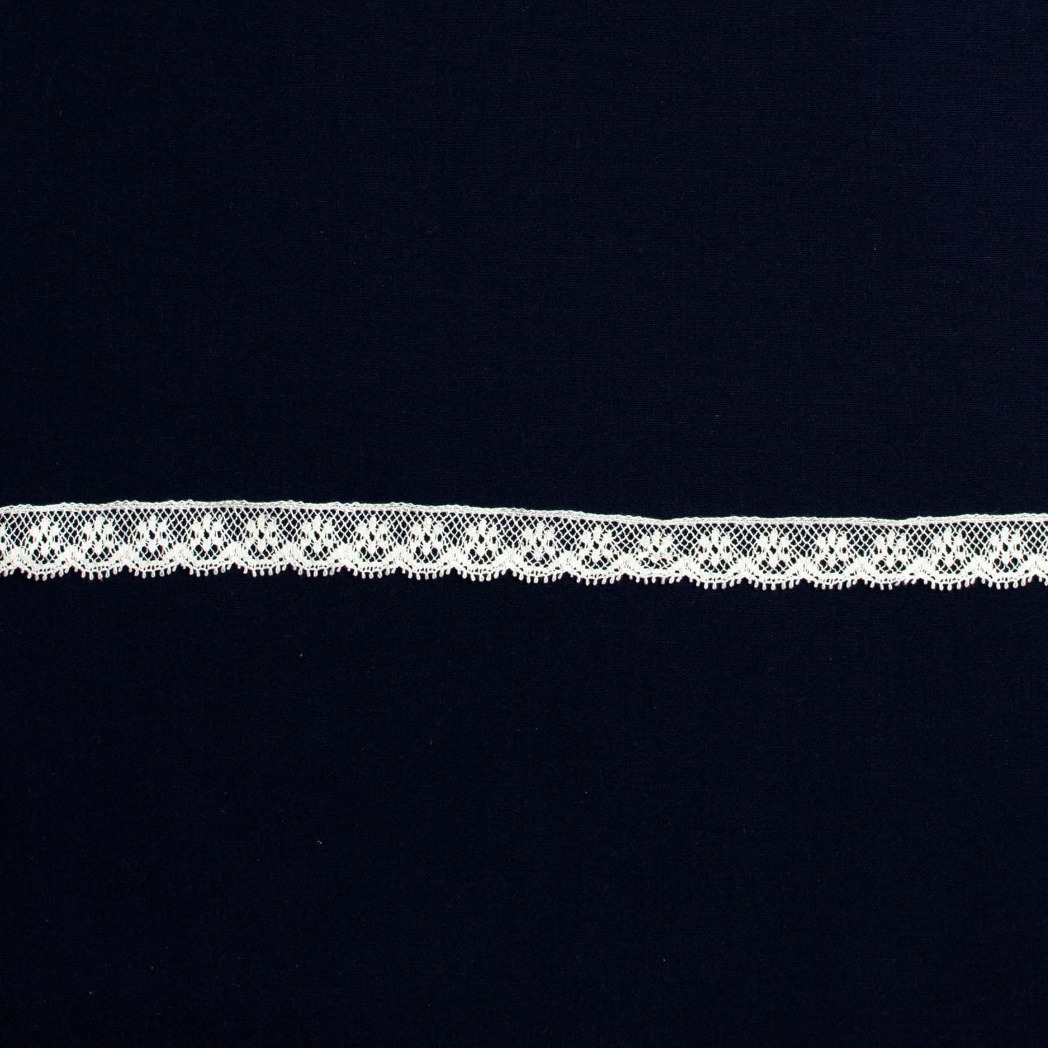 Lace Edging 770 White