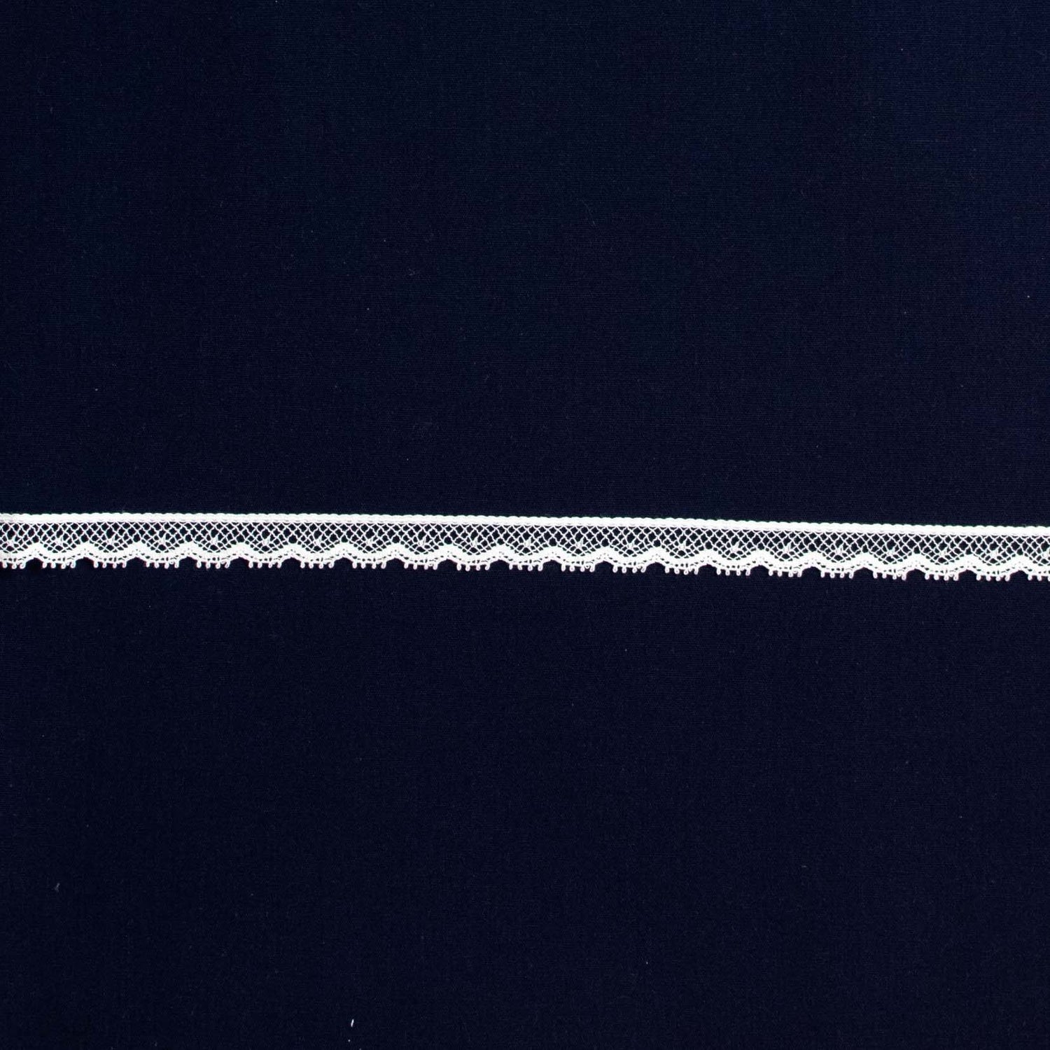 Lace Edging 331 White