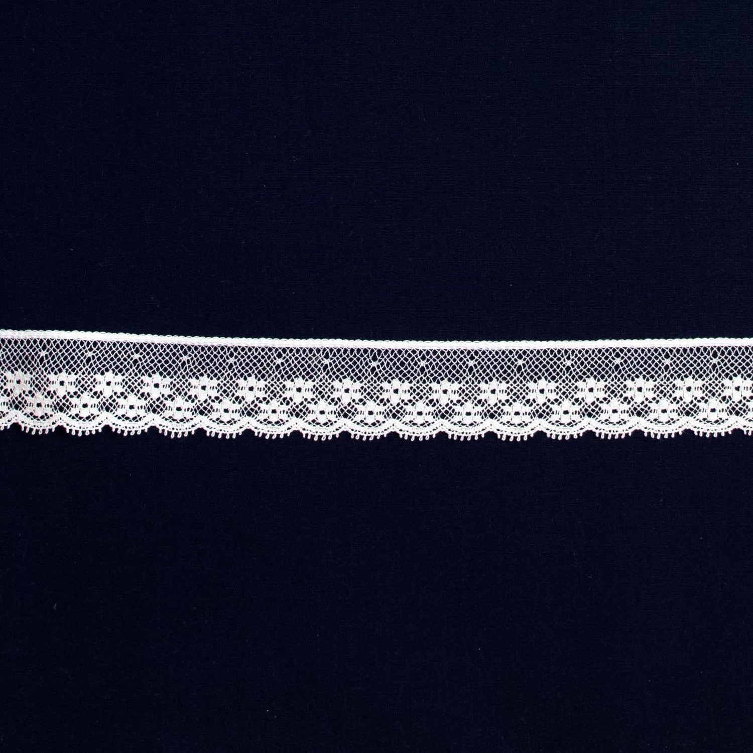 Lace Edging 773 White