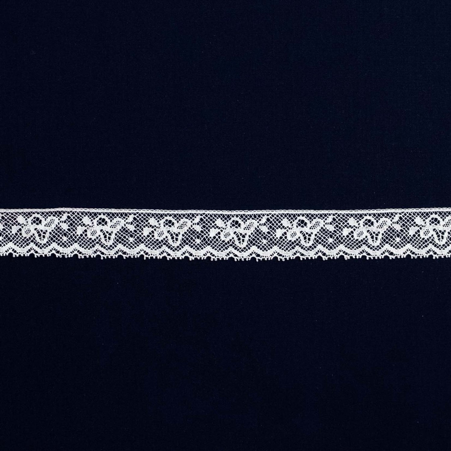 Lace Edging 51 White