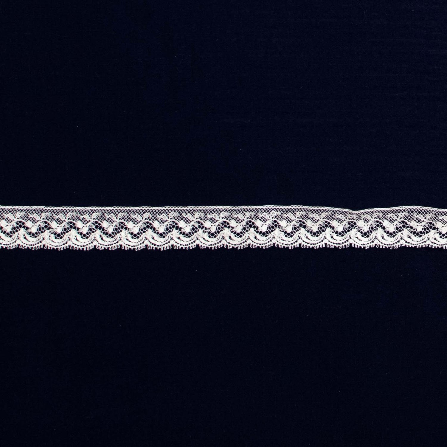 Lace Edging 200302 Champagne