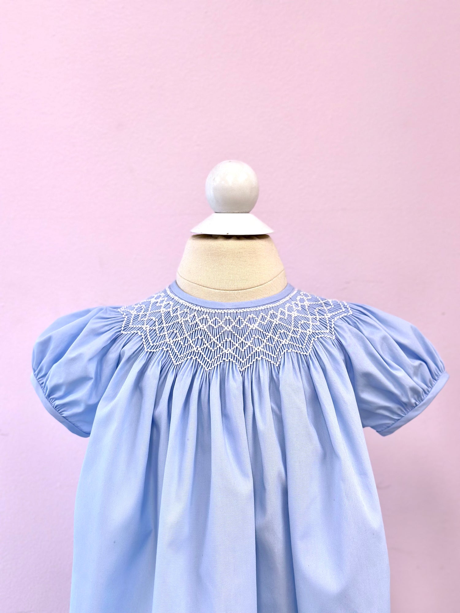Bishop Solid Cut, Sew, Pleat Kit
