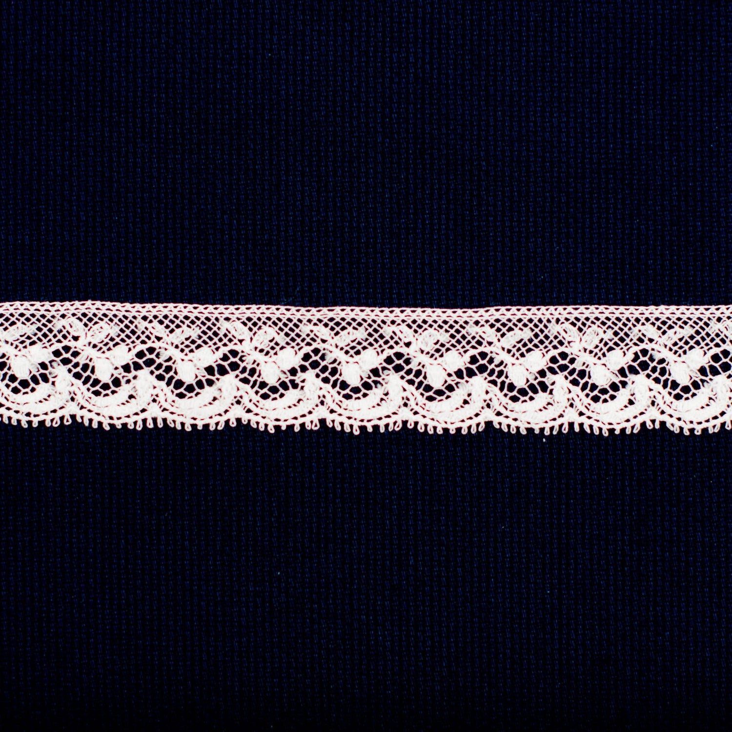 Lace Edging 200302 White