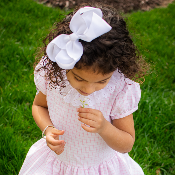 Embroidered Eyelet Edging Floral