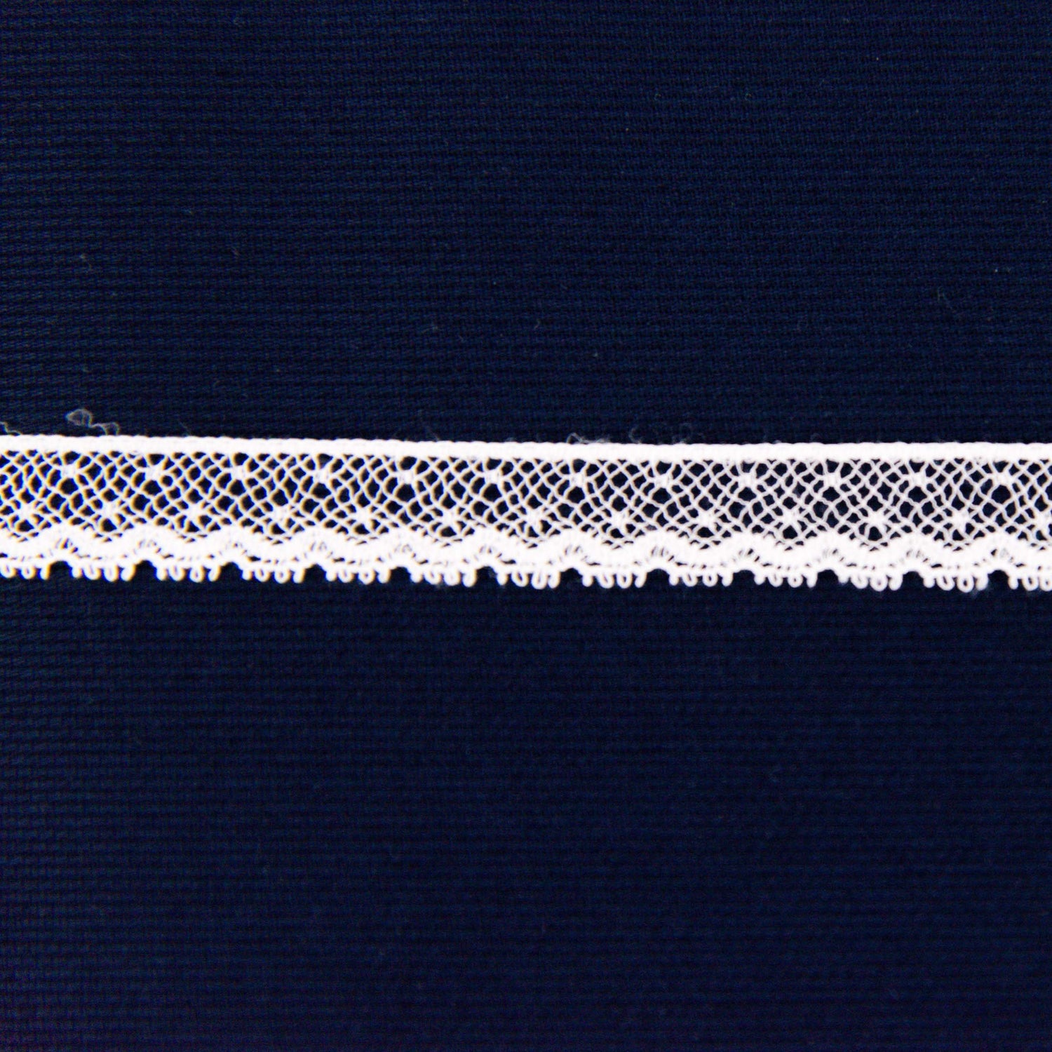 Lace Edging 227 White